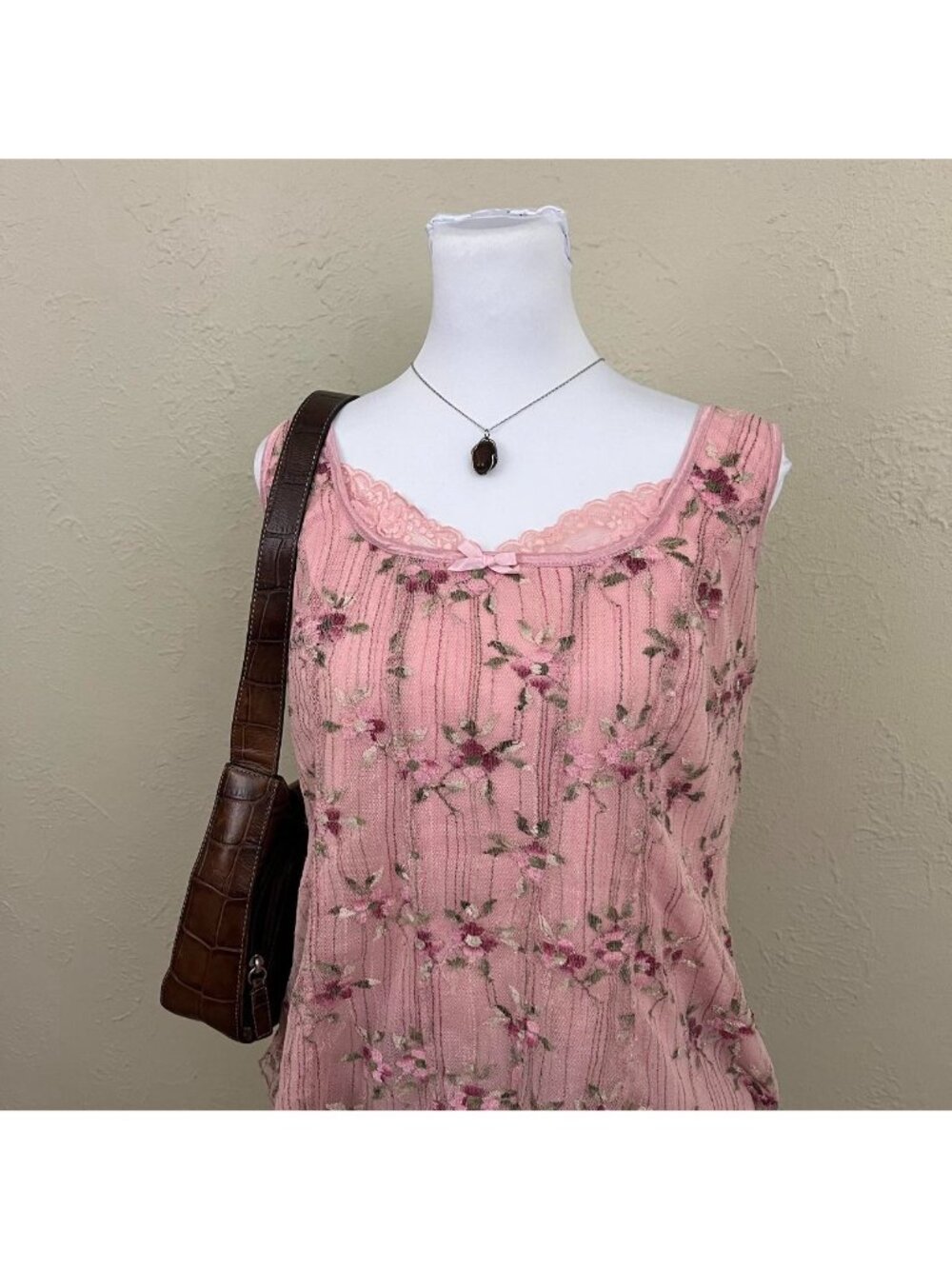 90s y2k pink floral plus size dainty coquette tank top - Picture 2 of 8